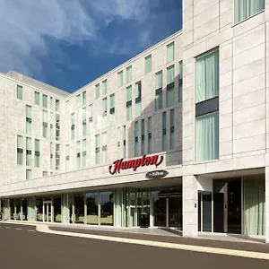 מלון Hampton By Hilton London Stansted Airport